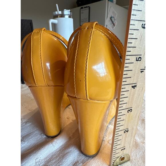 Promise Mustard Wedges - Picture 5 of 6